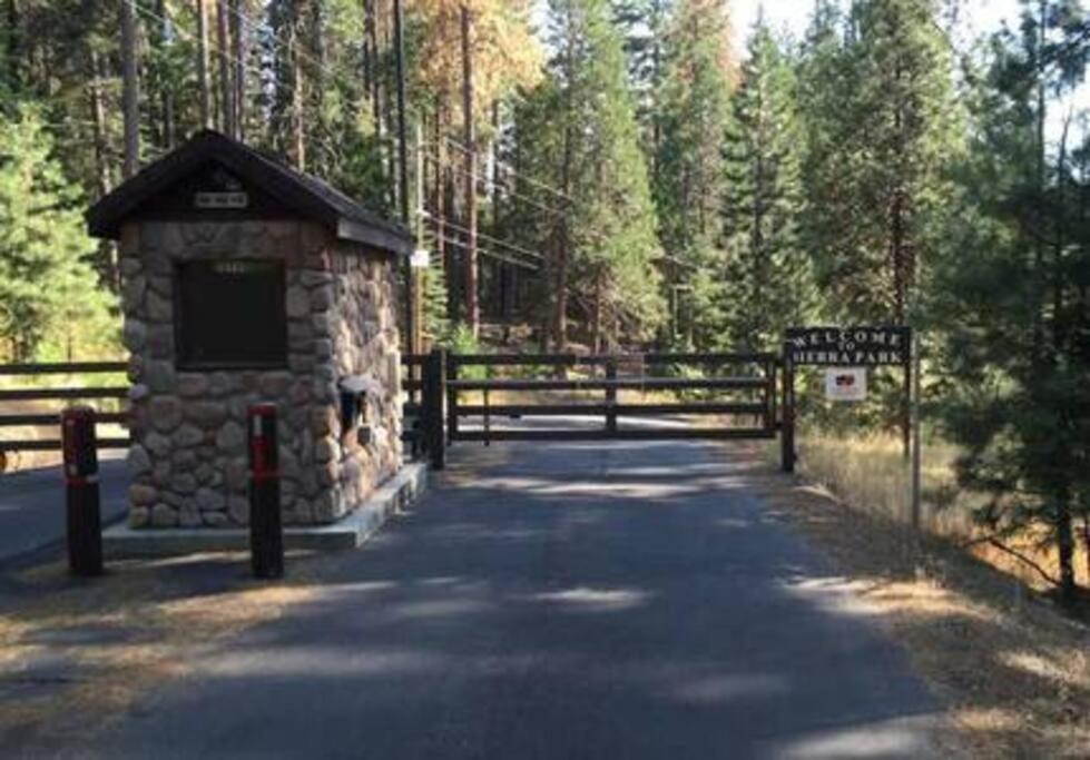 Long Barn Pinecrest A-Frame Family Fun Near Dodge Ridge 빌라 외부 사진